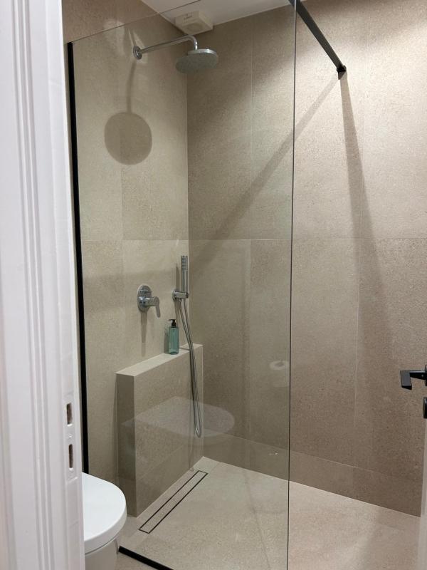 Deluxe Double Room with Balcony image 1