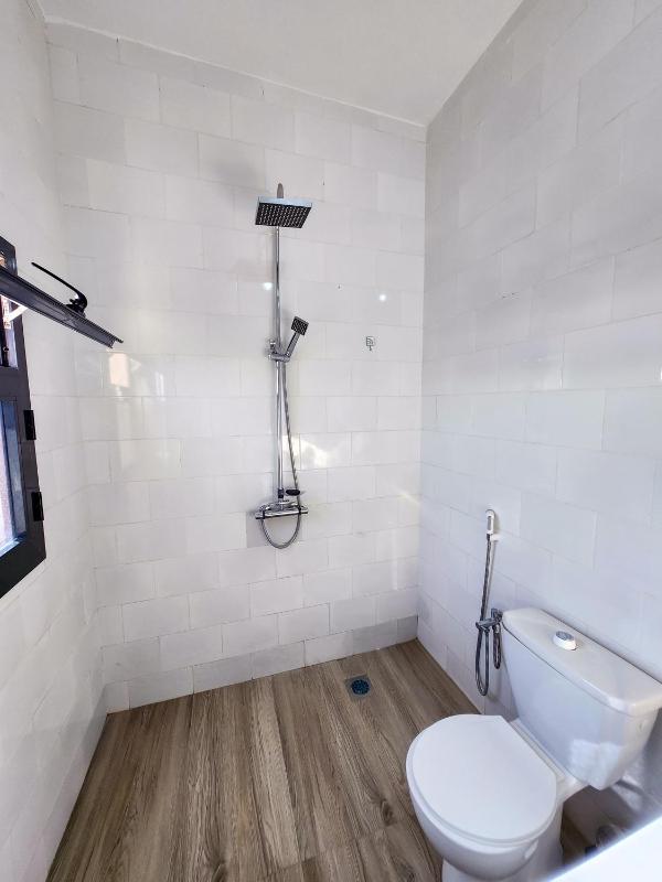 F3 Penthouse Point E Dakar - image 4