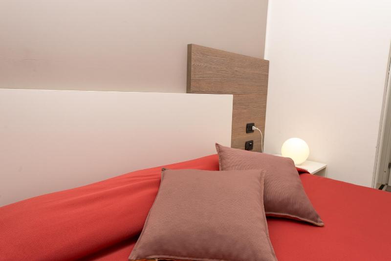 Triple Room with Balcony image 1