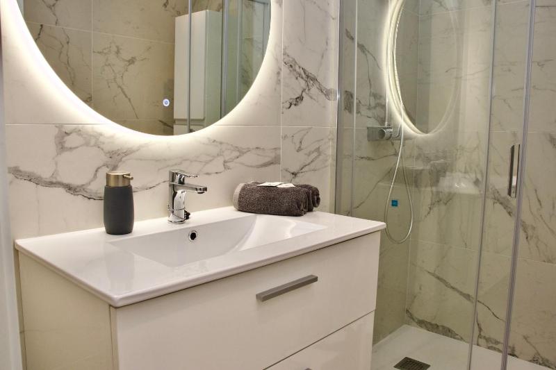 Duque Beachfront Elite - image 4