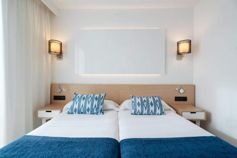 Twin Room - Annex image 4