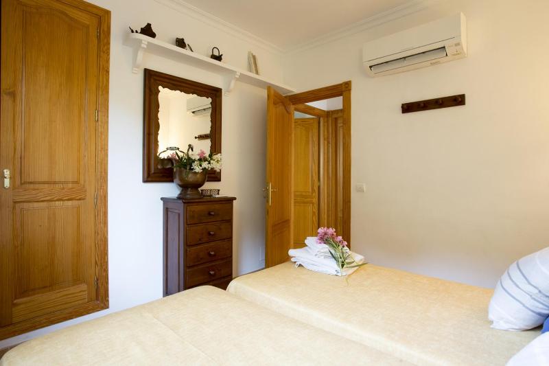 AGUAIT II - VILLA WITH PRIVATE MOUNTAIN PATH-BEACH APPROX 5 MIN WALKING BEACHproperty belong Puerto Pollensa Villas and apartments - image 7