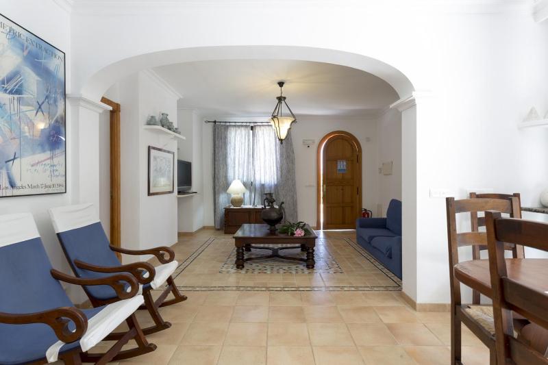 AGUAIT II - VILLA WITH PRIVATE MOUNTAIN PATH-BEACH APPROX 5 MIN WALKING BEACHproperty belong Puerto Pollensa Villas and apartments - image 20