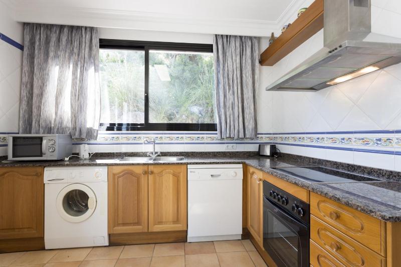 AGUAIT II - VILLA WITH PRIVATE MOUNTAIN PATH-BEACH APPROX 5 MIN WALKING BEACHproperty belong Puerto Pollensa Villas and apartments - image 26
