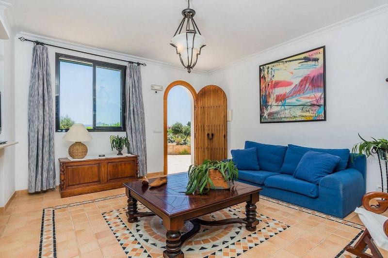 AGUAIT II - VILLA WITH PRIVATE MOUNTAIN PATH-BEACH APPROX 5 MIN WALKING BEACHproperty belong Puerto Pollensa Villas and apartments - image 23