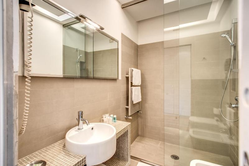 Boutique Rome Inn - image 11