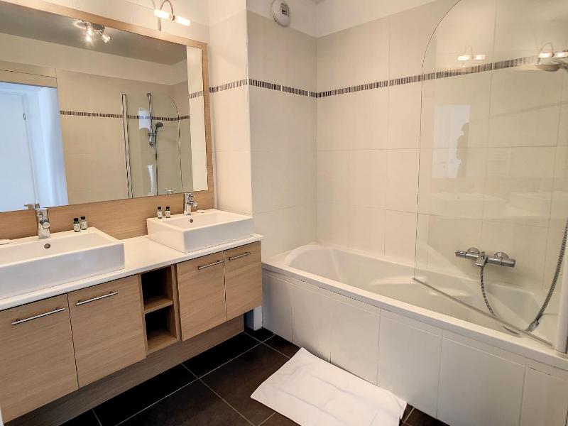 3 Bedrooms 3 bathrooms central Cannes Lecerf 411 - image 9