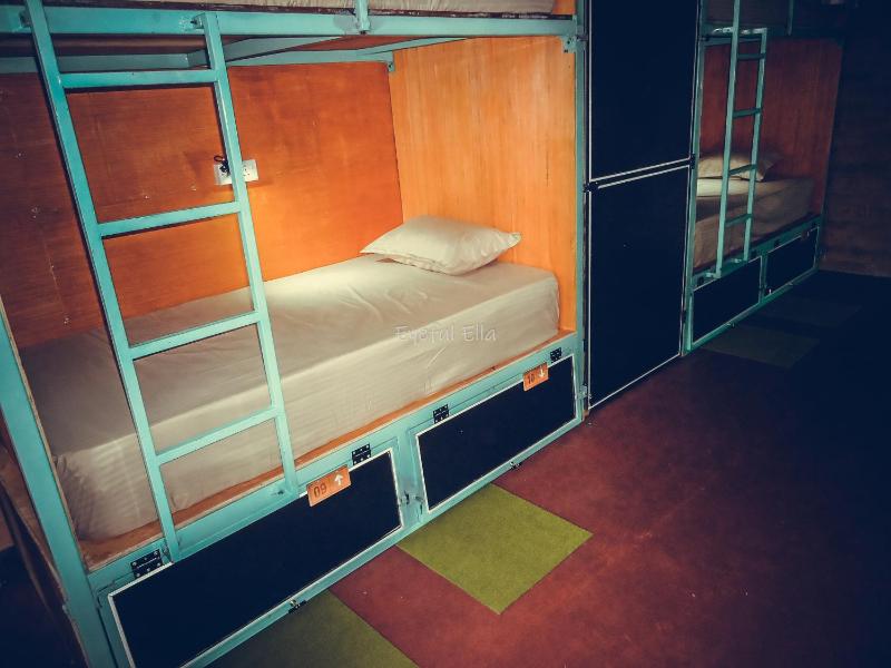 Eyeful Ella Hostel - image 16