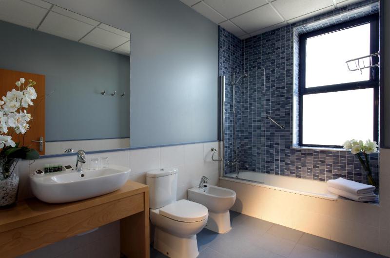 Quadruple Room image 1