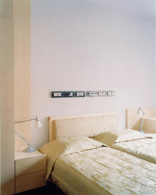 Deluxe Twin Room image 2