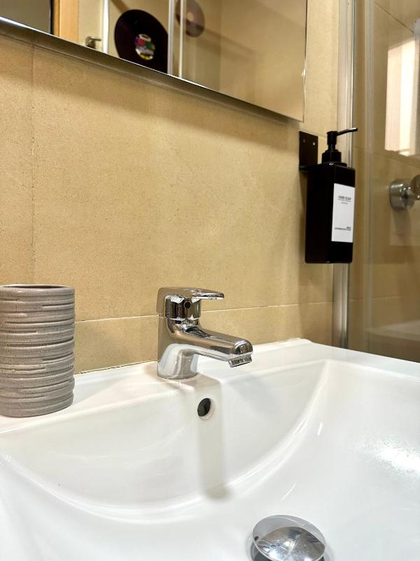 Apartamento en Santiago Bernabéu - image 9