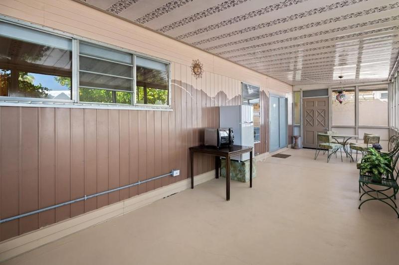Palm Spring Mid-Century Home! - image 9