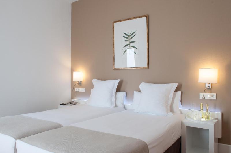 Comfort Double or Twin Room image 1