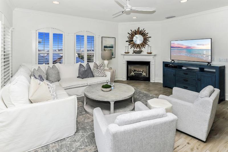 B402 Sunset Beach Villa - image 33