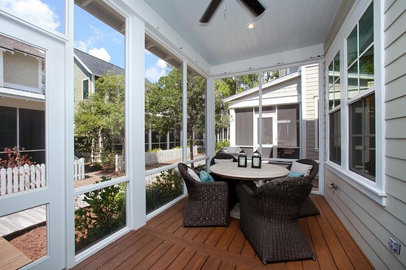 Southern Charm - image 18