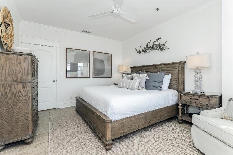B402 Sunset Beach Villa - image 18