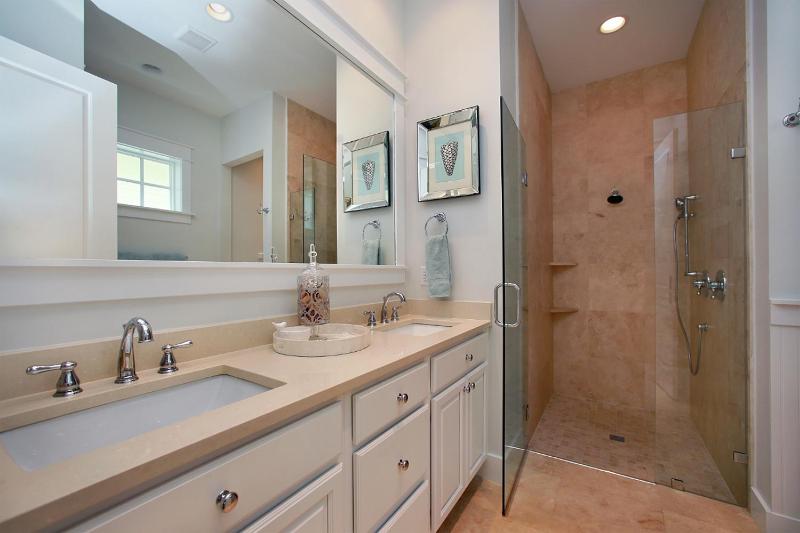Southern Charm - image 14