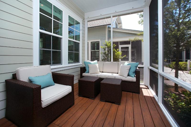 Southern Charm - image 17