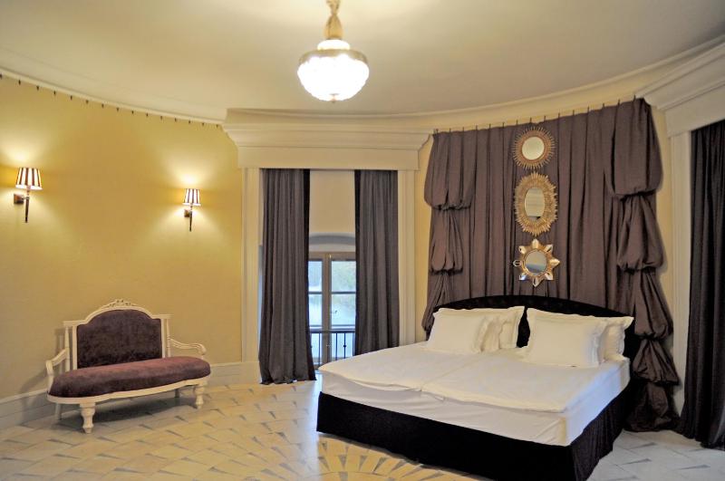 Superior Double Room image 1