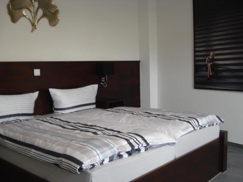 Double Room image 2