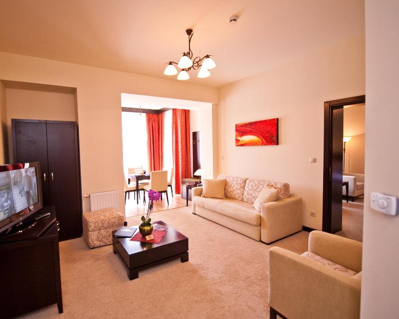 Family Suite (2 Adults + 2 Children) image 4