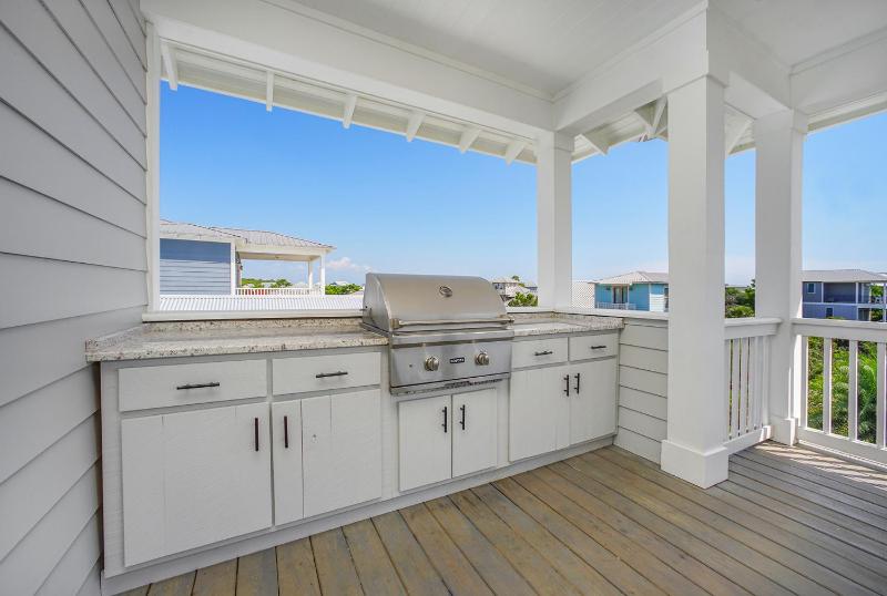110 Surfer Lane - image 3