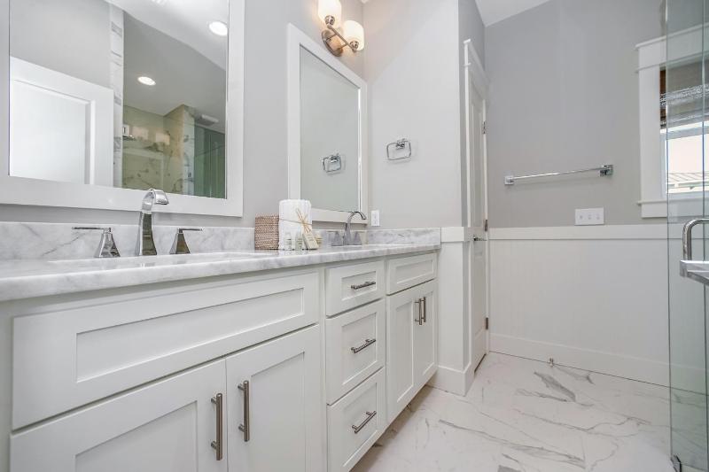 110 Surfer Lane - image 29