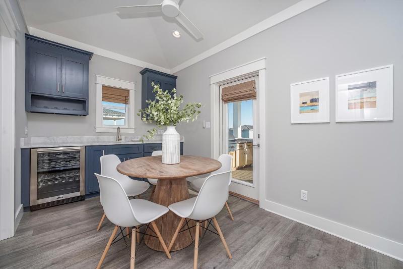110 Surfer Lane - image 37
