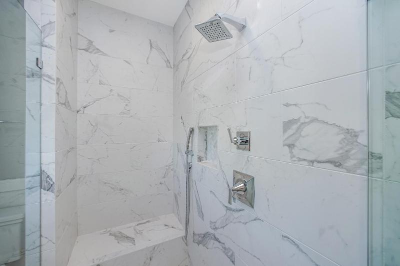 110 Surfer Lane - image 16