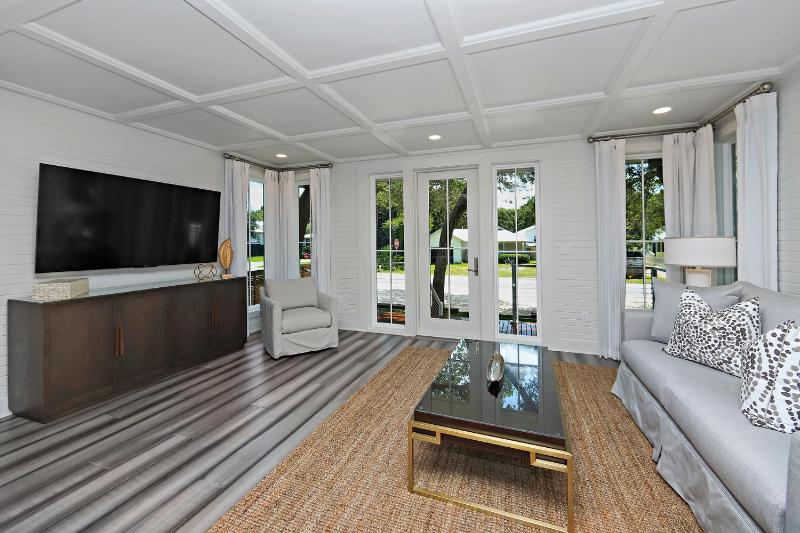 Modern Magnolia of Grayton - image 9