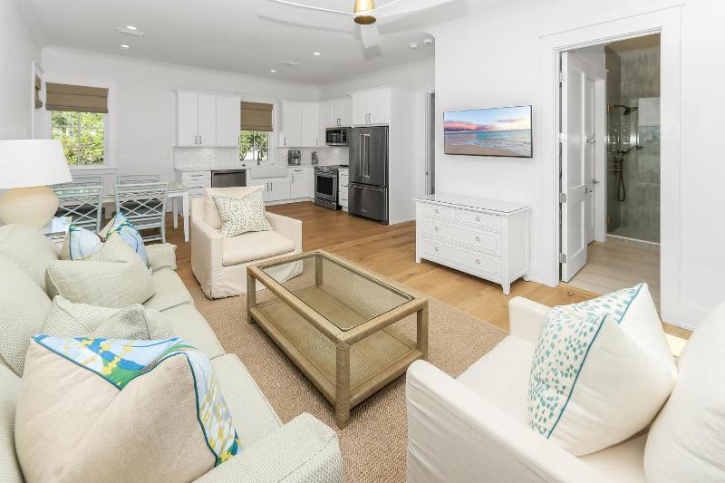 Harp's Haven Carriage House - image 40
