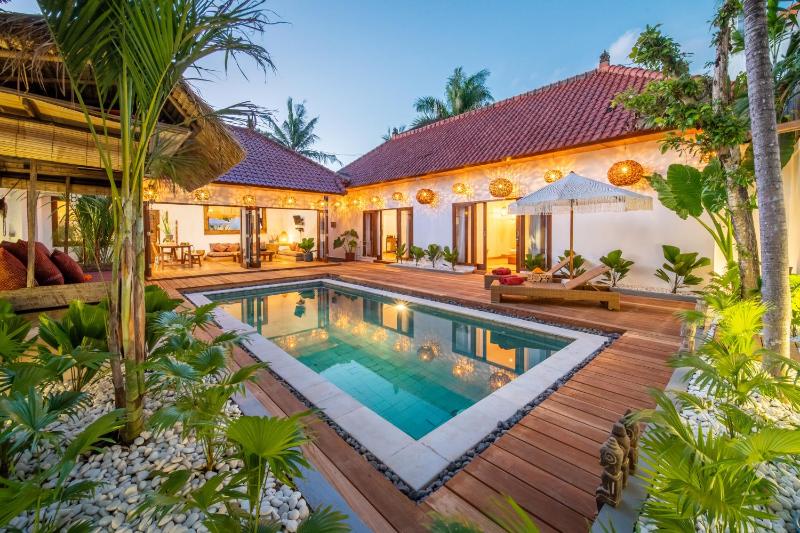 Villa Makasih by Villa Finder - image 1