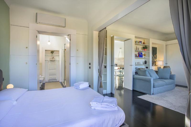 Beatrice - Sweet Dreams in Florence - image 9