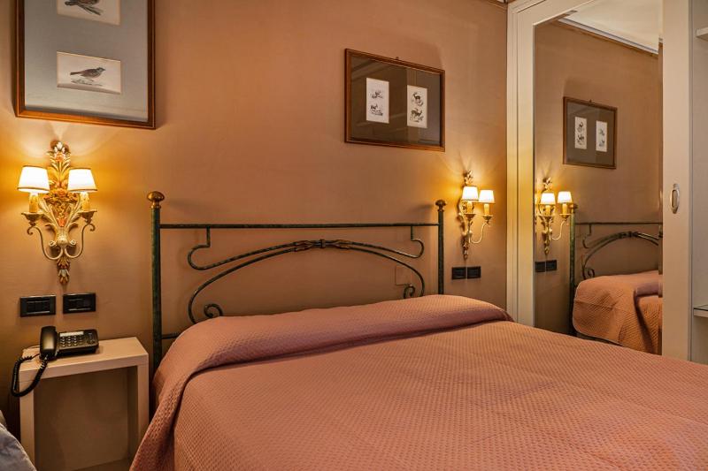 Quadruple Room image 3
