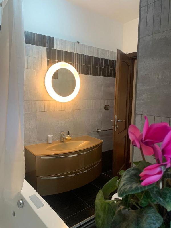 Flavia Apartment Images