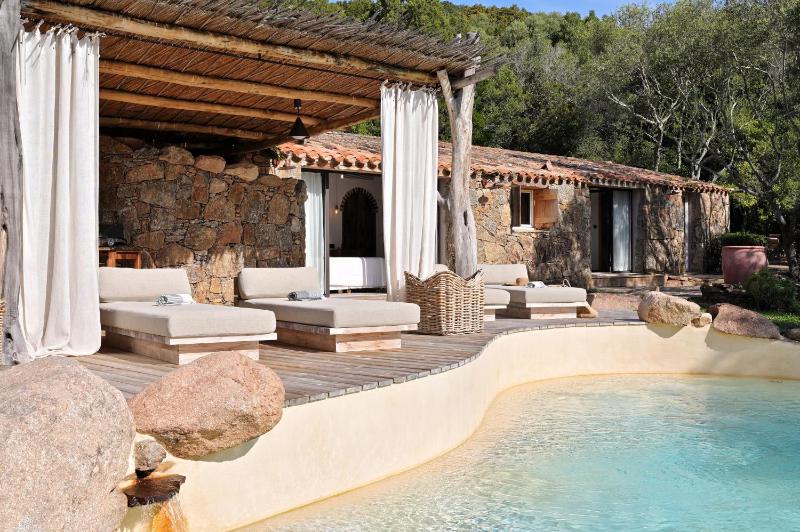 Two-Bedroom Villa with Private Pool - Umbria image 1