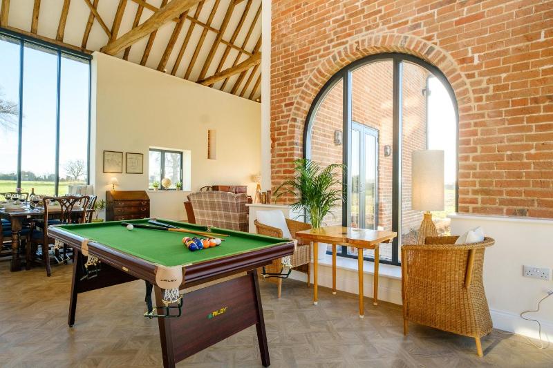 Upper Barn - a large family house by Aldeburgh Coastal Cottages - image 36