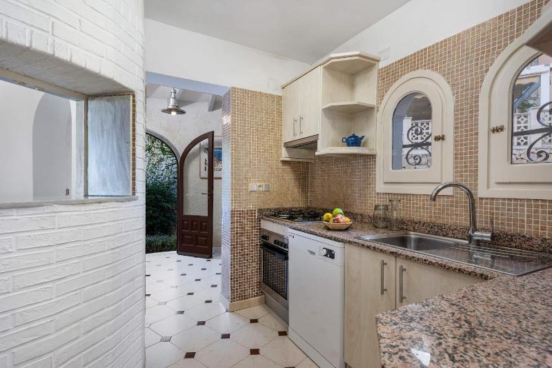 Villa Aloe - PlusHolidays - image 17