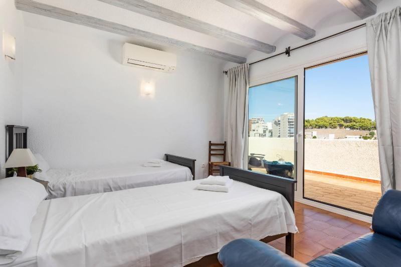 Villa Aloe - PlusHolidays - image 15