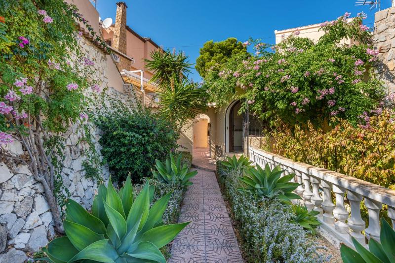 Villa Aloe - PlusHolidays - image 36