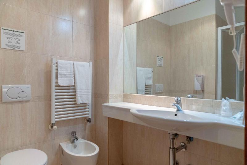 Hotel Bologna - image 7