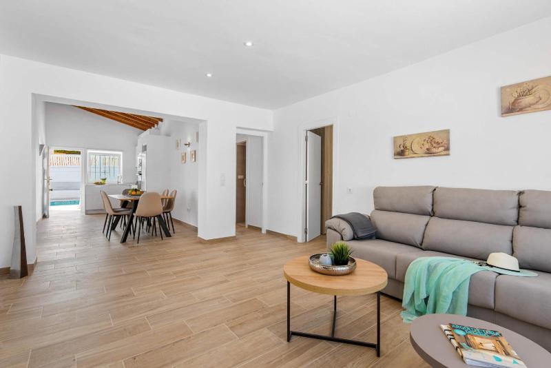 Villa Amanecer - PlusHolidays - image 20