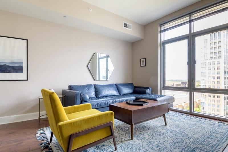 reston-2br-steps-to-mall-hospital-restaurants-wdc-832
