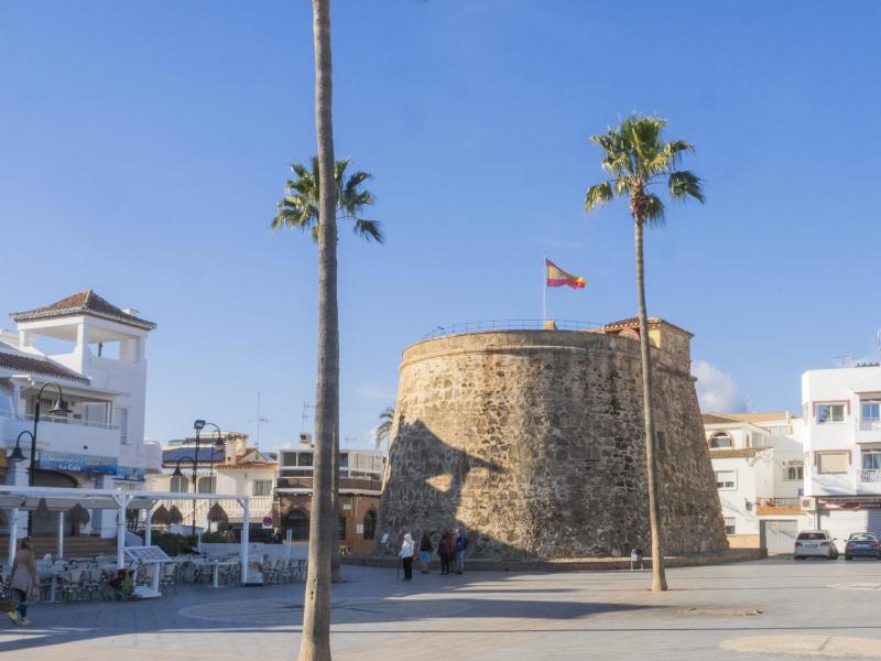 Cubo's Beach Side Apartment at La Cala - image 16