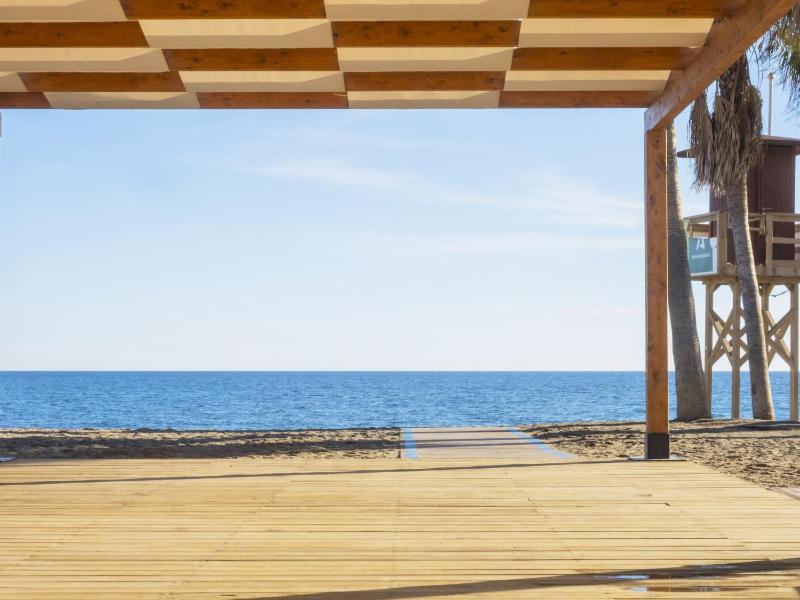Cubo's Beach Side Apartment at La Cala - image 19