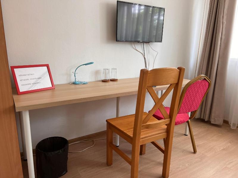 Studio Apartment image 3