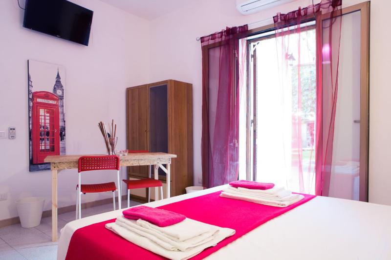Double Room with Private Bathroom image 3