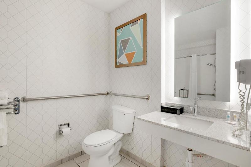 King Room - Disability Access/Non Smoking  image 2