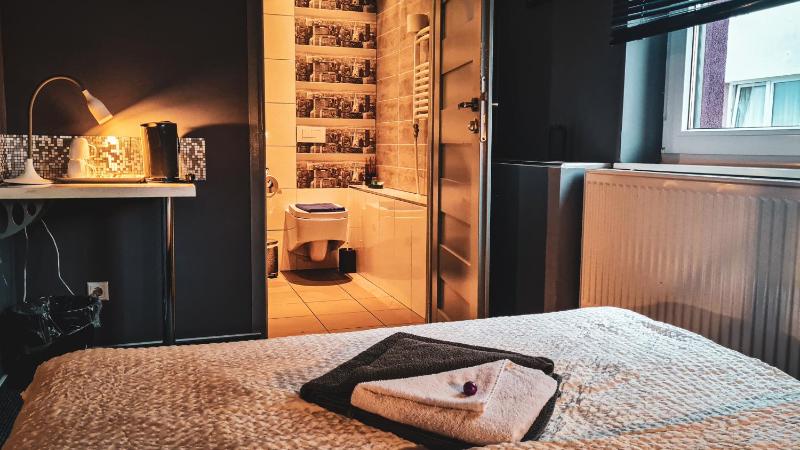 Family Room with Private Bathroom image 1