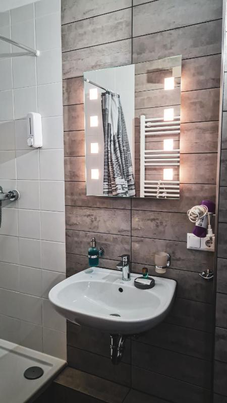 Single Room with Private Bathroom image 3